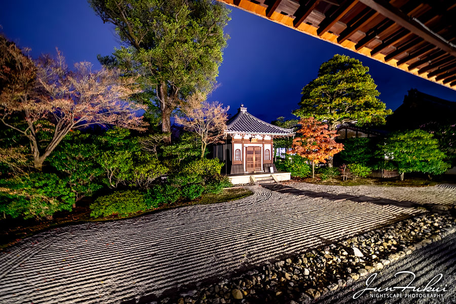建仁寺 ナイトスケープ